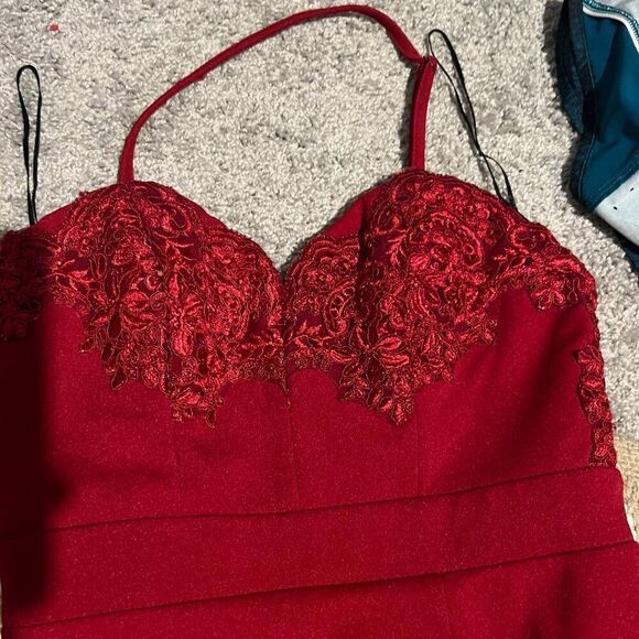 Hello Molly Svelte Lace Embroidered Maxi Dress | Red size 6 - Picture 13 of 16